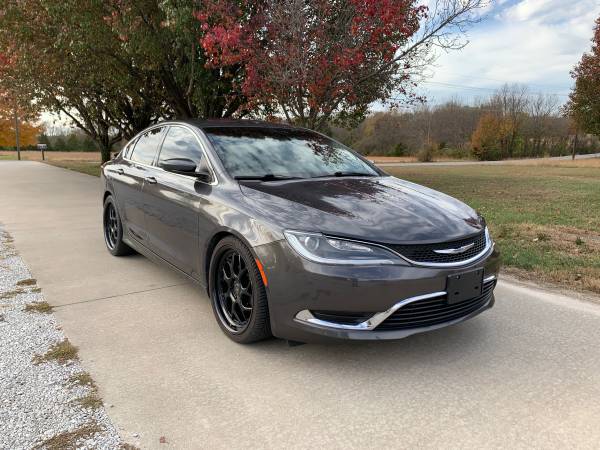 2016 Chrysler 200 - cars & trucks - by owner - vehicle automotive sale for sale in Carthage, MO – photo 4