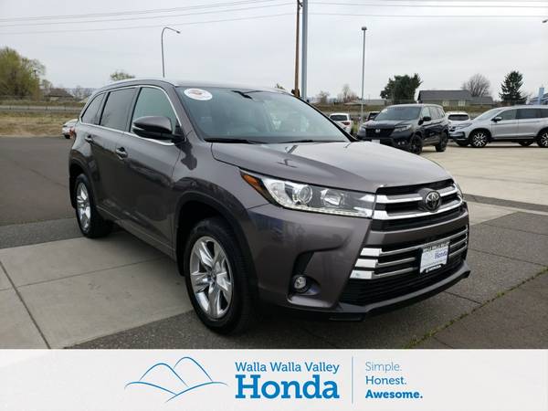2019 Toyota Highlander Limited suv Gray - - by dealer for sale in College Place, WA – photo 3