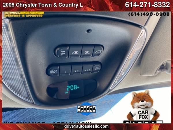 2006 Chrysler Town & Country LWB 4dr Touring - cars & trucks - by... for sale in Columbus, OH – photo 10