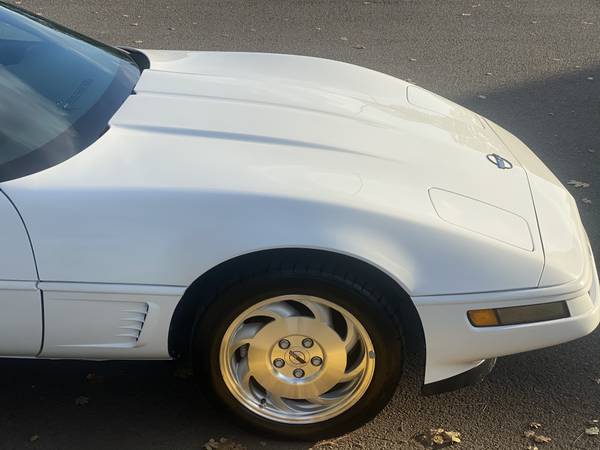 1995 Corvette Coupe W/dual Roof panels low miles White/Red Must See... for sale in PUYALLUP, WA – photo 6