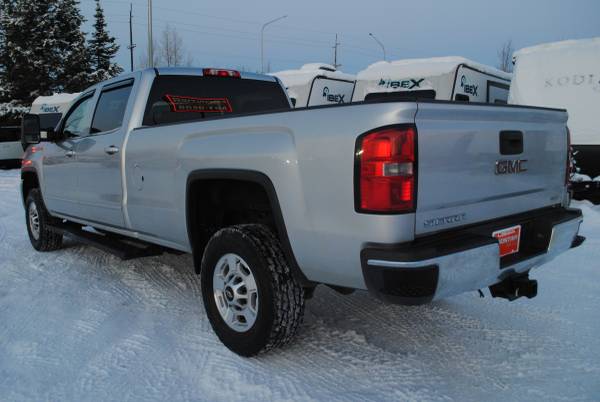 2015 GMC Sierra 2500 SLE, 6.0L, V8, 4x4, Low Miles, Clean!!! - cars... for sale in Anchorage, AK – photo 3