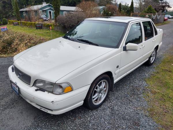2000 Volvo S70, White - - by dealer - vehicle for sale in Bellingham, WA – photo 3