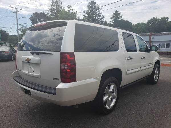 2008 Chevrolet Suburban LTZ 1500 4WD 6-Speed Automatic for sale in Kingston, MA – photo 2