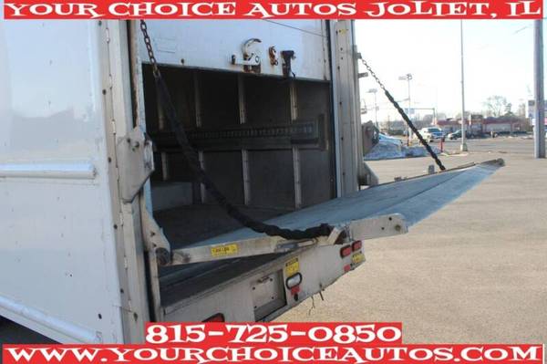 2009 WORKHORSE W42 STEP COMMERCIAL VAN 26FT BOX TRUCK 437109 - cars for sale in Joliet, IL – photo 12