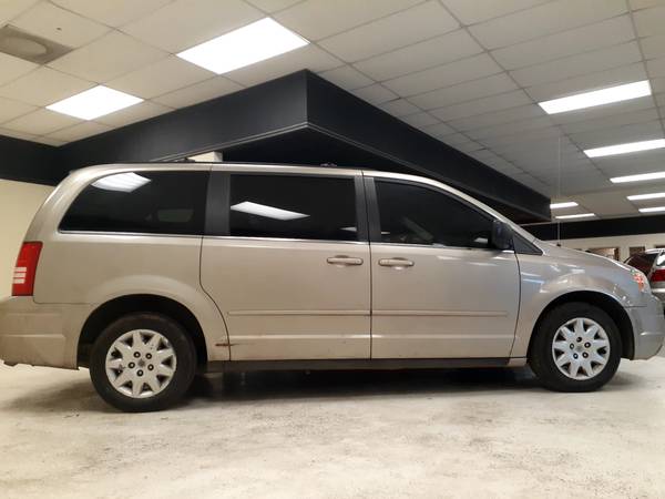 2009 Chrysler Town Country Van, ....NICE!!!!.... - cars & trucks -... for sale in Decatur, GA – photo 13