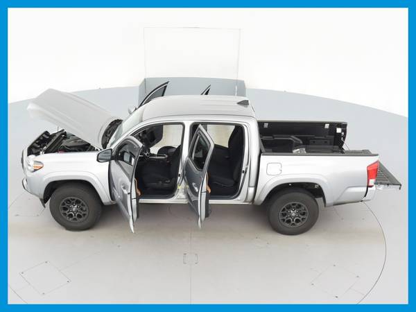 2017 Toyota Tacoma Double Cab SR5 Pickup 4D 5 ft pickup Silver for sale in Blountville, TN – photo 15