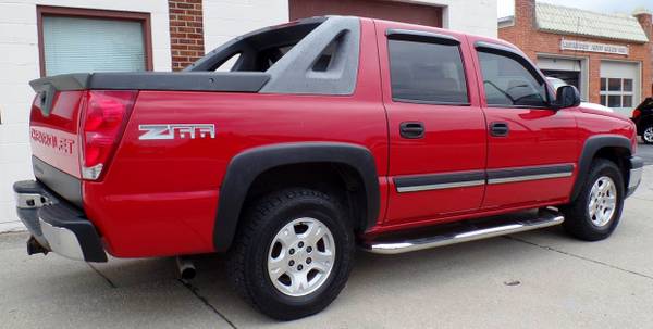 2004 Chevy Avalanche Z66 - 2WD - cars & trucks - by dealer - vehicle... for sale in BUCYRUS, OH – photo 8