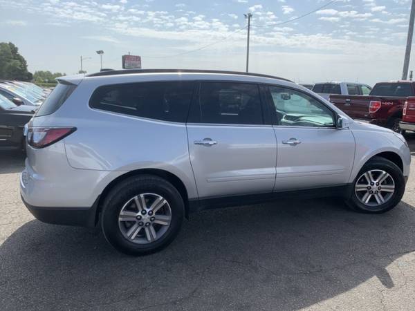 2016 CHEVROLET TRAVERSE LT - cars & trucks - by dealer - vehicle... for sale in Chenoa, IL – photo 10