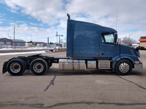 2013 Volvo VNL64T630 Sleeper Tractor #83090 - cars & trucks - by... for sale in Fond Du Lac, WI – photo 6
