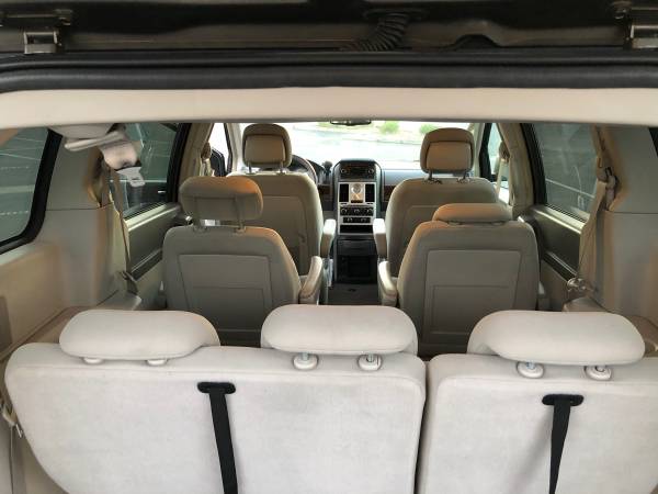 2010 Chrysler Town & Country for sale in Modesto, CA – photo 14