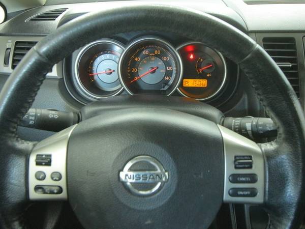 2009 Nissan Versa 1.8 SL for sale in White Bear Lake, MN – photo 17