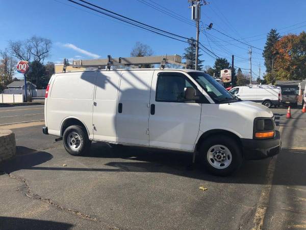 2009 GMC Savana Cargo 2500 3dr Cargo Van -FINANCING AVAILABLE!! -... for sale in Kenvil, NY – photo 4