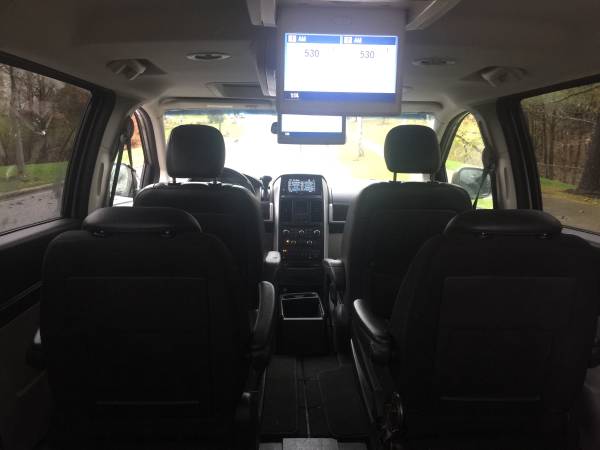 2010 DODGE GRAND CARAVAN SEAT7 GPS BACK UP CAM TWO TVS - cars &... for sale in Frederick, District Of Columbia – photo 6