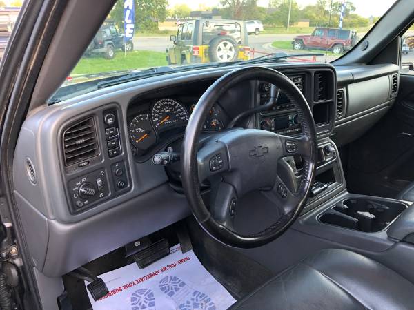 Nice! 2006 Chevy Silverado 1500! 4x4! Crew Cab! Loaded! for sale in Ortonville, OH – photo 14