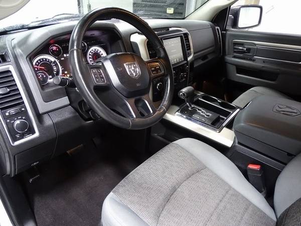 2013 Ram 1500 SLT !!Bad Credit, No Credit? NO PROBLEM!! - cars &... for sale in WAUKEGAN, WI – photo 10