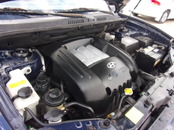 2005 Hyundai Santa Fe GLS LOWS MILES, 2 7 V-6 - - by for sale in Deland, FL – photo 21