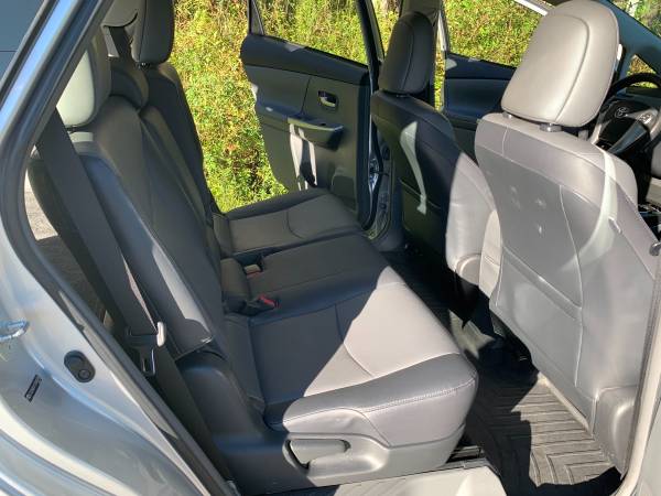 2012 Toyota Prius v FIVE Wagon Leather Navigation Camera JBL LEDs -... for sale in Lutz, FL – photo 16