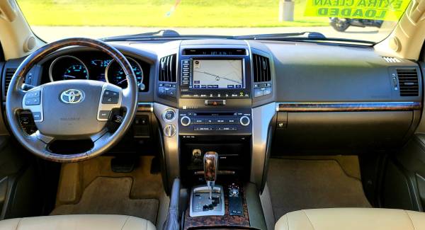 2008 Toyota Land Cruiser AWD with only 142k miles for sale in Clinton, IA – photo 16