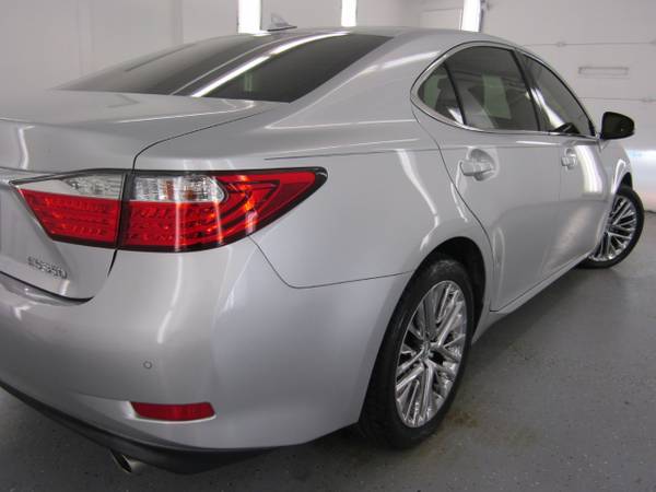 2013 Lexus ES 350 4dr Sdn - - by dealer - vehicle for sale in Carrollton, TX – photo 16