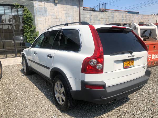Used 2004 Volvo XC90 AWD 2.5T 7-Passenger for sale in Brooklyn, NY – photo 3