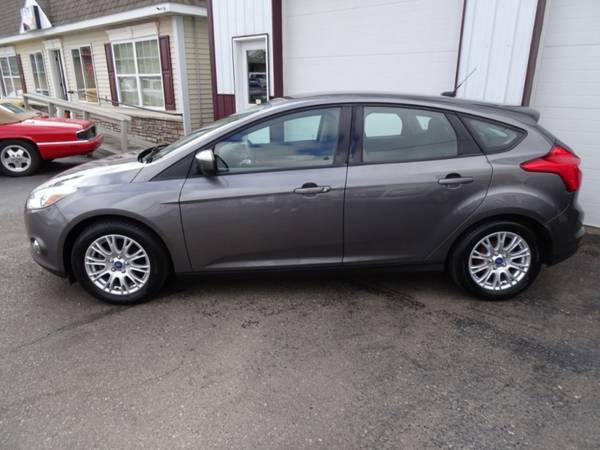 2012 Ford Focus 5dr HB SE for sale in Waterloo, IA – photo 3