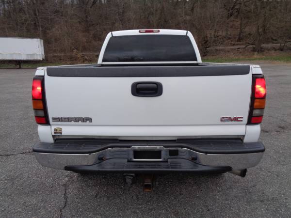 2007 GMC Sierra 2500HD Crew Cab Short Bed, 1 Owner, No Rust for sale in Waynesboro, PA – photo 6