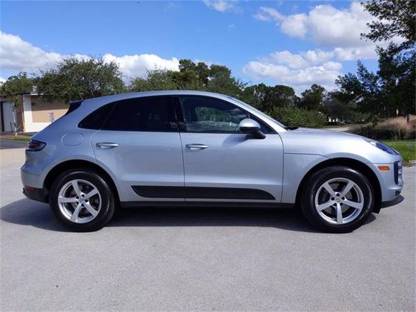 2019 Porsche Macan Base - SUV - cars & trucks - by dealer - vehicle... for sale in Naples, FL – photo 3