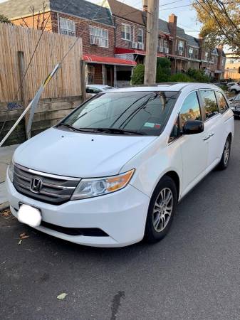 2012 Honda Odyssey EXL TV/DVD original owner excel cond with 99k -... for sale in Brooklyn, NY – photo 4
