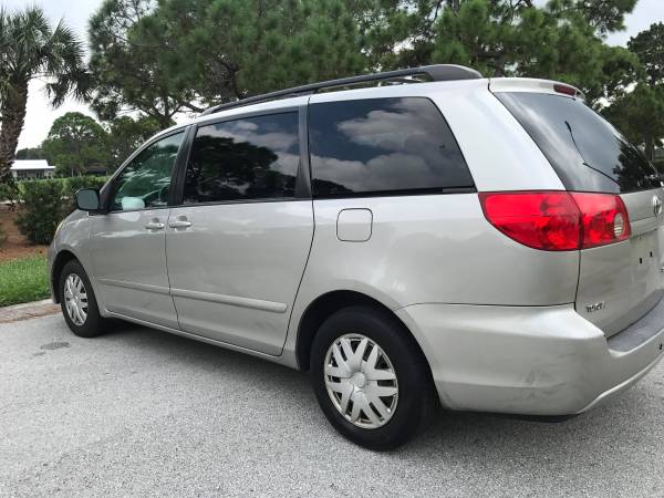 2008 Toyota Sienna Very Well Maintained Inside and Out! for sale in Clearwater, FL – photo 5