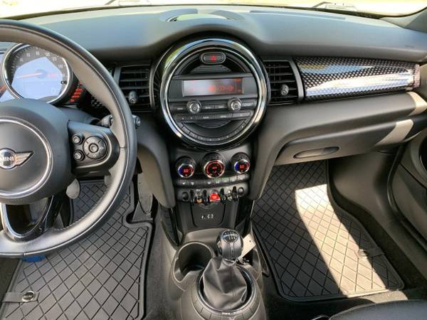 2015 MINI Cooper Hardtop WHITE Good deal! - - by for sale in Eugene, OR – photo 16