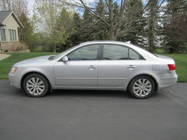 2009 Hyundai Sonata Limited for sale in Cold Spring, MN – photo 5