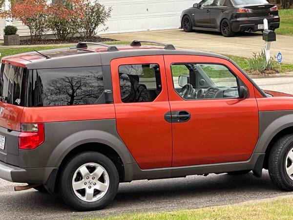 Honda Element - cars & trucks - by owner - vehicle automotive sale for sale in Raleigh, NC – photo 15
