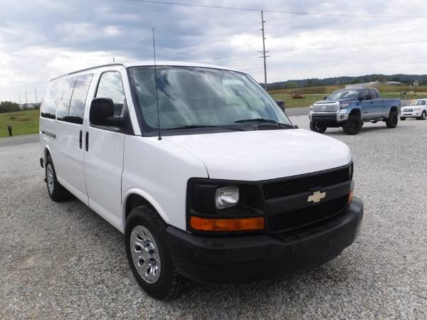 2010 Chevrolet Express Cargo Van AWD 1500 135 for sale in Wheelersburg, OH – photo 3