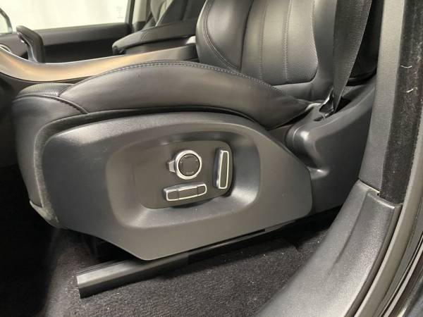2017 Land Rover Range Rover Sport HSE Heated & Cooled Front Seats... for sale in Portland, OR – photo 14