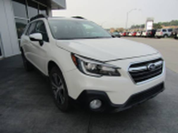 2019 *Subaru* *Outback* *3.6R Limited* Crystal White - cars & trucks... for sale in Omaha, NE – photo 9