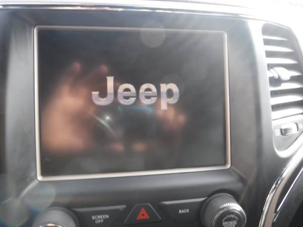 2014 Jeep Grand Cherokee 4WD 4dr Limited - - by dealer for sale in Auburn, ME – photo 17