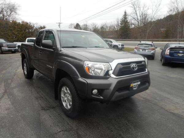 2013 Toyota Tacoma Access Cab V6 Manual 4WD - cars & trucks - by... for sale in BERLIN, VT – photo 7
