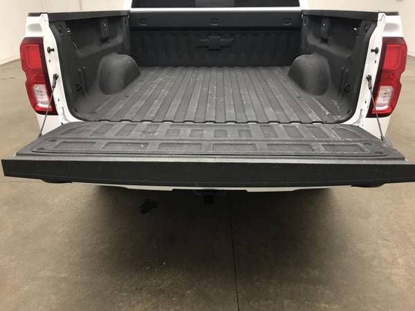 2017 Chevrolet Silverado 4x4 4WD Chevy LTZ Crew Cab Short Box - cars for sale in Kellogg, MT – photo 10