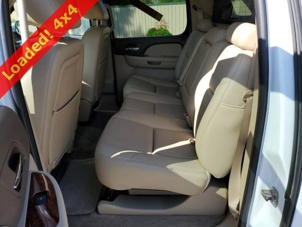 2011 Chevrolet Avalanche LTZ for sale in Green Bay, WI – photo 19