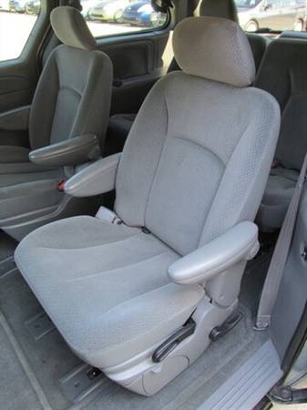 2005 DODGE CARAVAN SXT DUAL SLIDERS CAPTAIN CHAIRS SERVICED - cars & for sale in Mishawaka, IN – photo 13