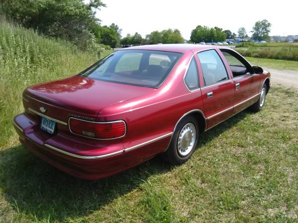 1995 Chevrolet Caprice Classic - cars & trucks - by owner - vehicle... for sale in Milford, NY – photo 5