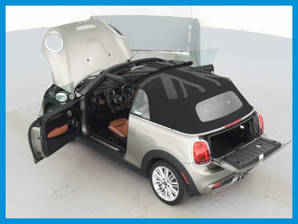 2019 MINI Convertible Cooper S Convertible 2D Convertible Silver for sale in Appleton, WI – photo 17