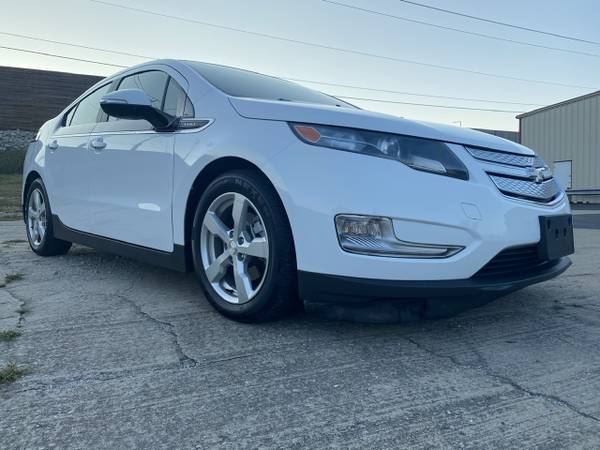 2013 Chevrolet Volt 12K Miles - cars & trucks - by dealer - vehicle... for sale in Hollister, MO – photo 7