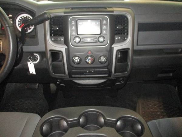 2014 RAM 1500 2WD Crew Cab 140.5 Express for sale in Chandler, AZ – photo 15