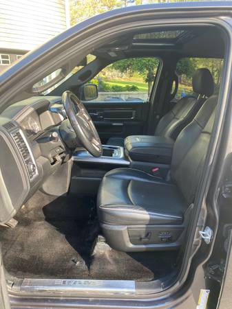 2018 RAM 1500 LIMITED 4WD CREW CAB 54K MILES - - by for sale in Brookline, NH – photo 8