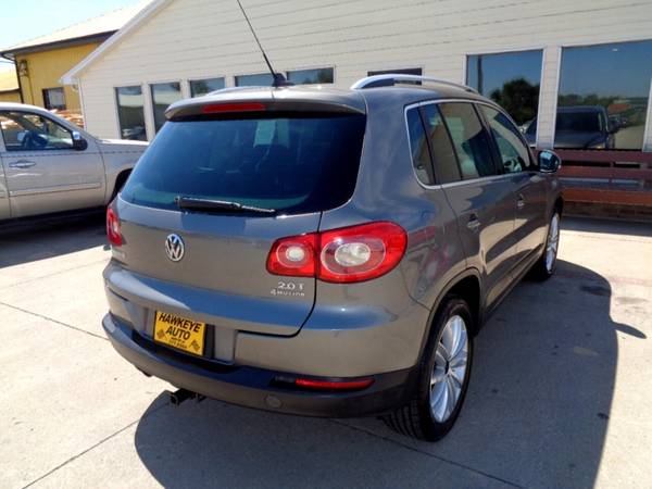 2009 Volkswagen Tiguan SEL - cars & trucks - by dealer - vehicle... for sale in Marion, IA – photo 8