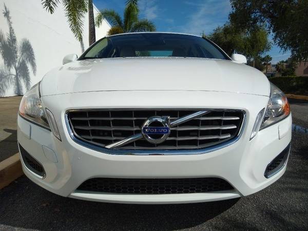2013 Volvo S60 T5 Platinum~ ONLY 33K MILES~ CLEAN CARFAX~ AWESOME... for sale in Sarasota, FL – photo 9