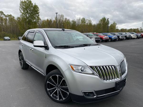 2011 Lincoln MKX! Panoroof! New Tires! Backup Camera! Remote Start! for sale in Suamico, WI – photo 3