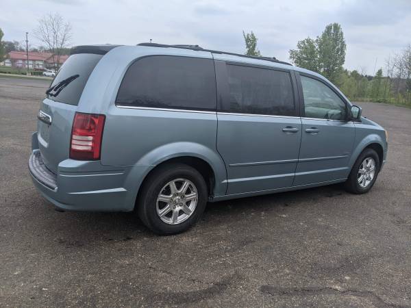 2008 chrysler town and country touring - - by dealer for sale in Wooster, OH – photo 7
