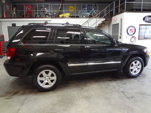 2010 Jeep Grand Cherokee Laredo 4WD - - by dealer for sale in Brockport, NY – photo 9